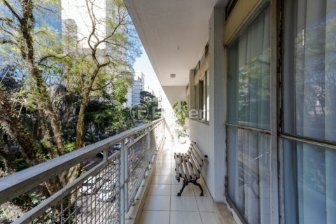 Image 3 - 1012741