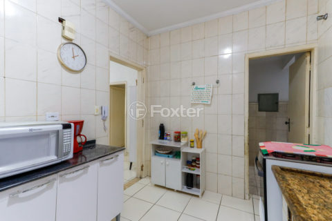 Image 23 - 1012741