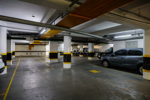 Image 32 - 1012741