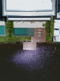Image 4 - 1012778