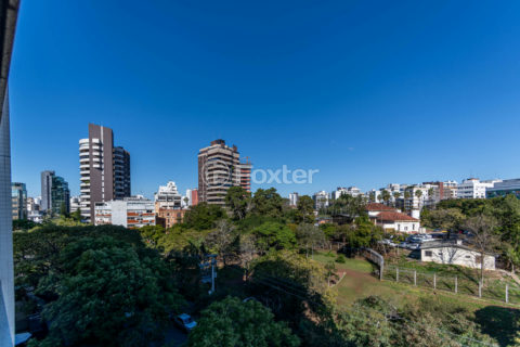 Image 5 - 1012807