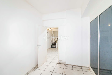Image 4 - 1012809