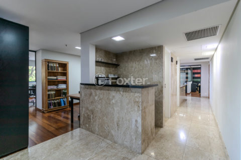 Image 25 - 1012820