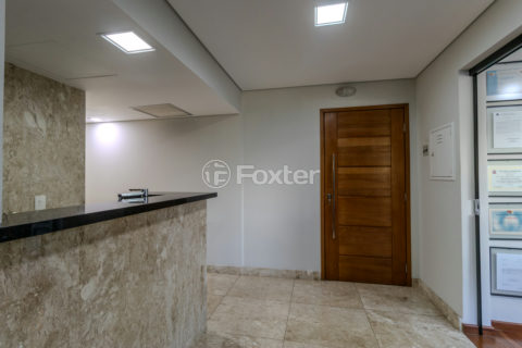 Image 15 - 1012820