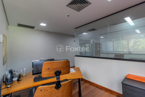 Image 2 - 1012820