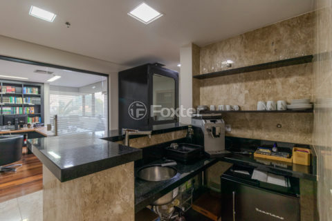 Image 27 - 1012820