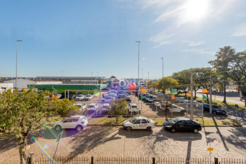 Image 11 - 1012859
