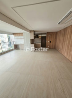 Image 4 - 1012869