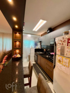 Image 3 - 1012891