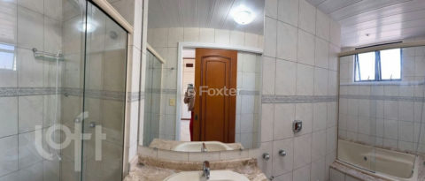 Image 8 - 1012894