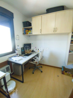 Image 10 - 1012913