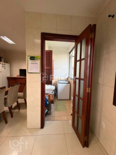 Image 6 - 1012934