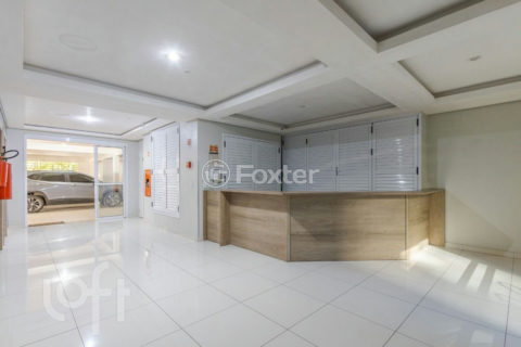 Image 2 - 1012936