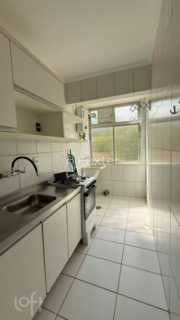 Image 3 - 1012943