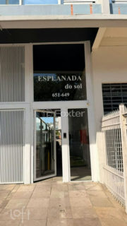 Image 11 - 1012943