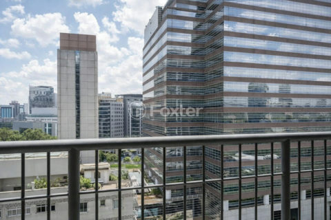 Image 2 - 1012958
