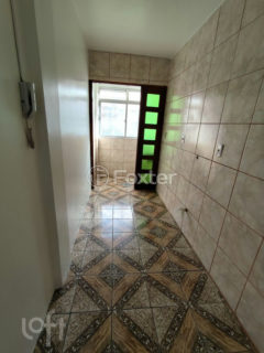 Image 4 - 1012960
