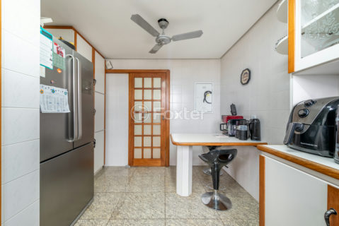Image 23 - 1012967