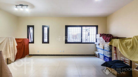Image 31 - 1012996
