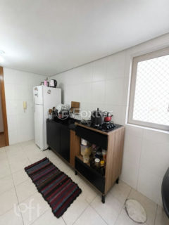 Image 10 - 1013228