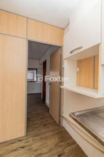 Image 8 - 1013273