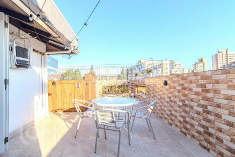 Image 36 - 1013275