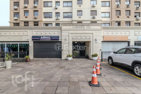 Image 37 - 1013276
