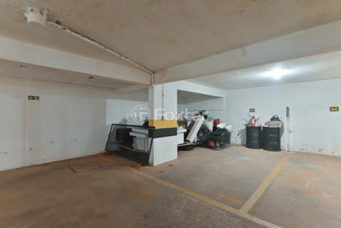 Image 33 - 1013279