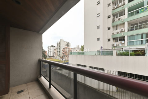 Image 22 - 1013279
