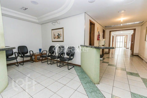 Image 4 - 1013282