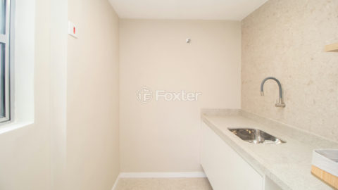 Image 31 - 1013356