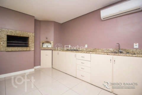 Image 21 - 1013394