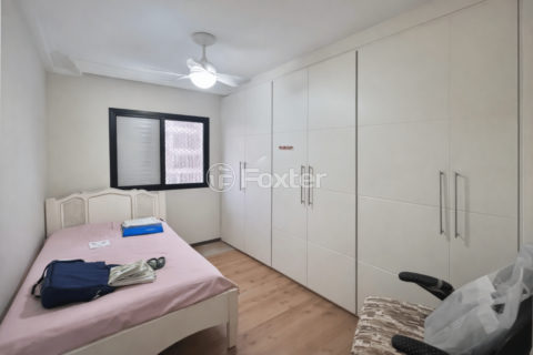 Image 9 - 1013407