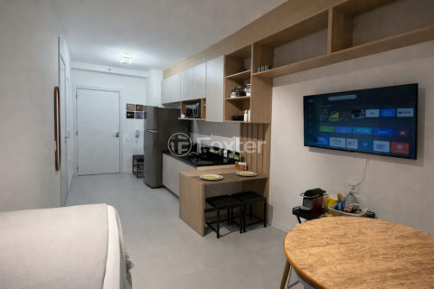 Image 4 - 1013421