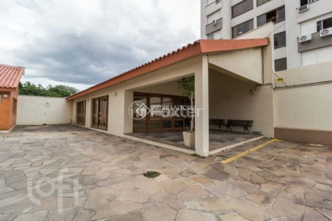 Image 21 - 1013655