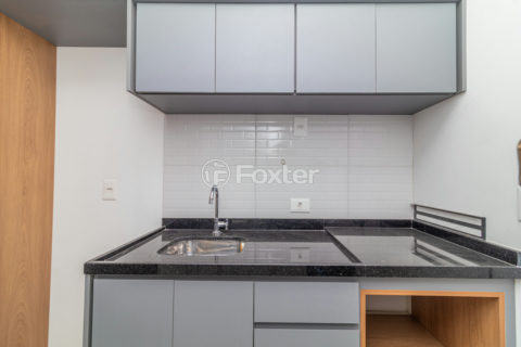 Image 4 - 1013681