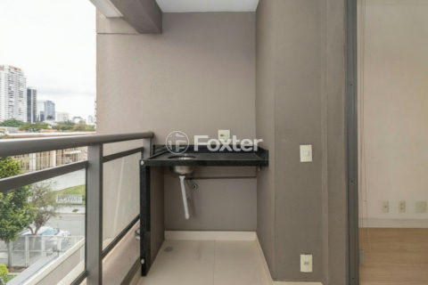 Image 17 - 1013812