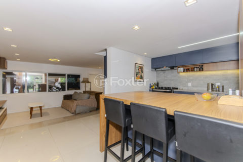 Image 4 - 1013822