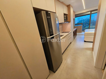 Image 1 - 1013862