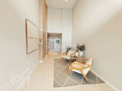 Image 35 - 1013906