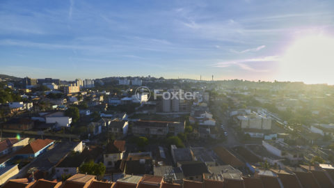 Image 2 - 1013915