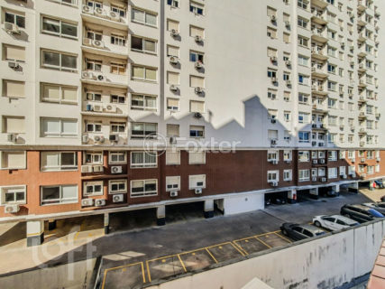 Image 33 - 1013927