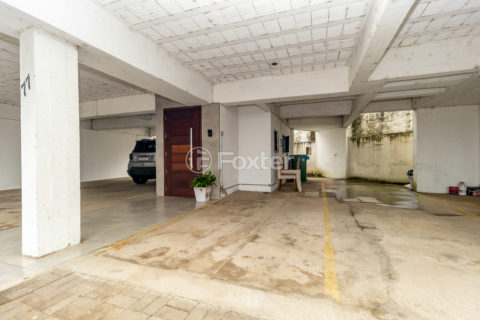 Image 21 - 1013940