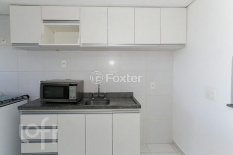 Image 4 - 1013966