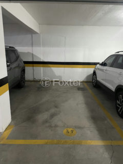 Image 11 - 1013973