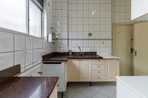 Image 24 - 1014002