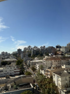 Image 3 - 1014087