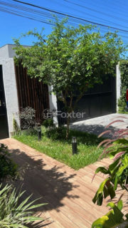 Image 15 - 1014157