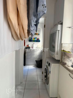 Image 46 - 1014159