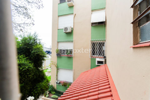 Image 8 - 1014241